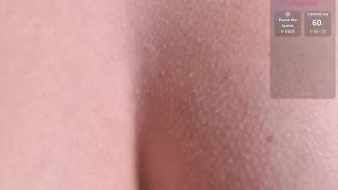 Snapshot of ambar_rosse25 chatting on 10-28-25, 11:36 Julieta online show from 10-28-25, 11:36