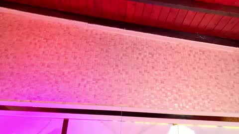 Snapshot of ambar_rosse25 chatting on 11-23-25, 11:32 Julieta online show from 11-23-25, 11:32