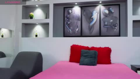 Ambar  online show from 04-25-26, 11:35