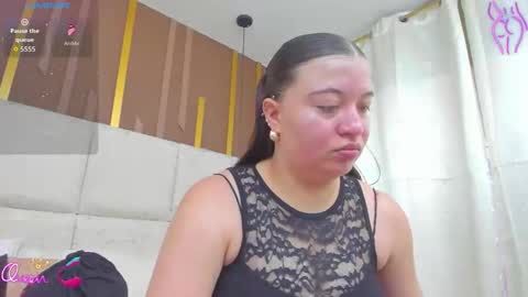 AmbarGills online show from 04-12-26, 01:49