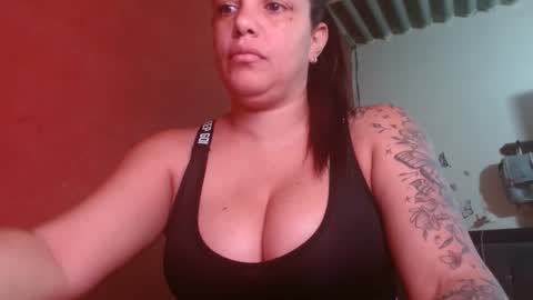 Snapshot of ambarmilf09 chatting on 11-17-25, 07:41 ambarmilf09 online show from 11-17-25, 07:41