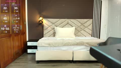 Snapshot of ambaross chatting on 12-23-24, 07:20 Ambar Ross online show from 12-23-24, 07:20