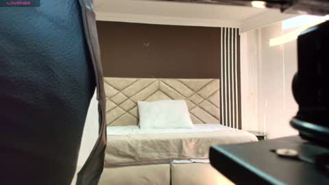 Snapshot of ambaross chatting on 01-18-25, 07:04 Ambar Ross online show from 01-18-25, 07:04