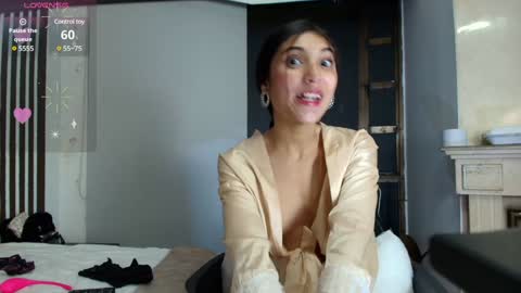 Snapshot of ambaross chatting on 02-05-25, 01:26 Ambar Ross online show from 02-05-25, 01:26