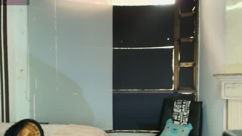 Snapshot of ambaross chatting on 02-18-25, 07:19 Ambar Ross online show from 02-18-25, 07:19