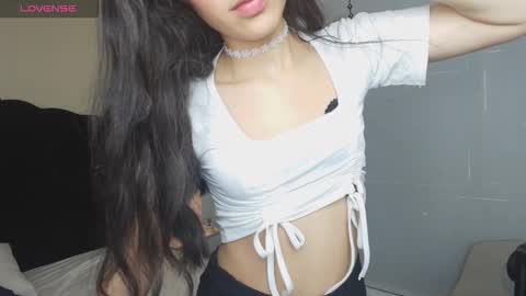 Snapshot of ambaross chatting on 10-01-25, 07:42 Ambar Ross online show from 10-01-25, 07:42