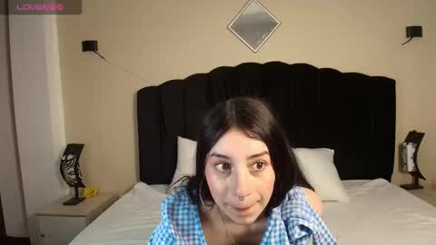 Snapshot of ambaross chatting on 10-08-25, 01:20 Ambar Ross online show from 10-08-25, 01:20