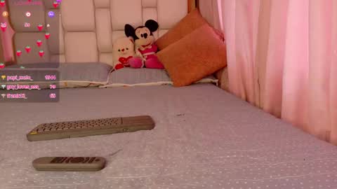 Snapshot of ambarrossi_ chatting on 05-01-26, 02:43 online show from 05-01-26, 02:43
