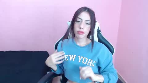 Snapshot of ambel_rose chatting on 02-09-25, 02:06 ambel_rose online show from 02-09-25, 02:06