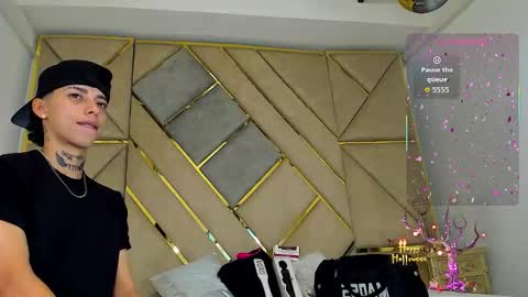 Amber  online show from 10-25-25, 05:08