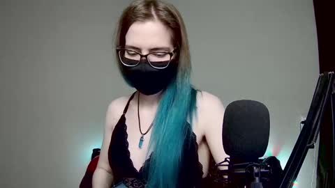 Snapshot of amber_candyfloss chatting on 12-30-24, 11:17 Amber non-nude model online show from 12-30-24, 11:17