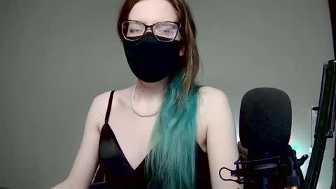 Snapshot of amber_candyfloss chatting on 02-24-25, 02:19 Amber non-nude model online show from 02-24-25, 02:19