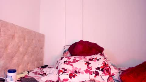 Amber Demons online show from 02-04-25, 08:38