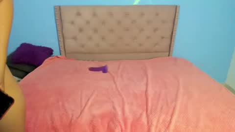 amber_hot70 online show from 12-09-24, 08:54