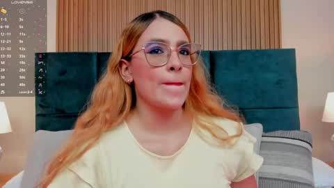 Snapshot of amber_kiss_ chatting on 05-18-26, 06:58 Emily online show from 05-18-26, 06:58
