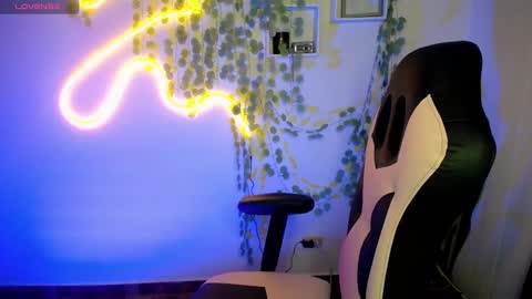 Amber online show from 01-25-25, 10:08