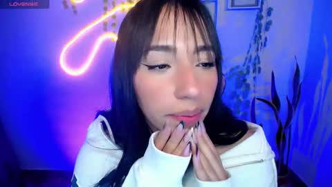 Amber online show from 02-11-25, 02:02