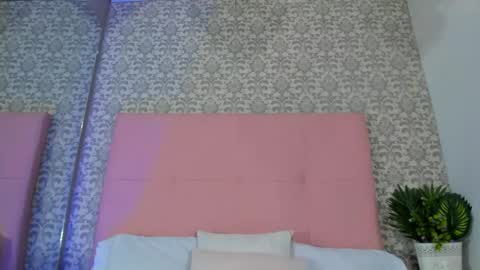 Amber Novoa online show from 03-11-26, 12:55