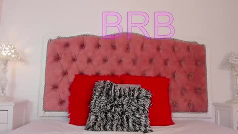 Snapshot of amber_roose75 chatting on 09-30-25, 12:21 julieta  online show from 09-30-25, 12:21