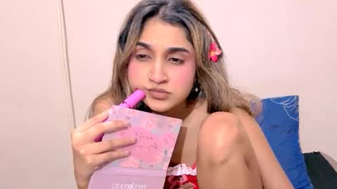 Amber online show from 04-25-26, 01:52