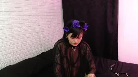 Snapshot of amber_rouss chatting on 01-12-25, 04:52 ROUSS online show from 01-12-25, 04:52