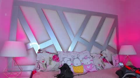 Snapshot of amber_villalobos chatting on 12-07-24, 07:27 Tell me Amber online show from 12-07-24, 07:27