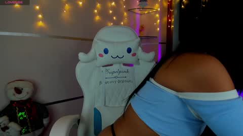 Snapshot of amber_villalobos chatting on 12-22-24, 03:55 Tell me Amber online show from 12-22-24, 03:55