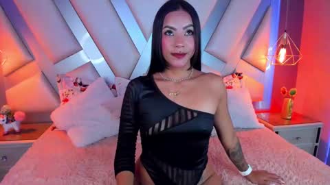 Snapshot of amber_villalobos chatting on 03-06-25, 03:57 Tell me Amber online show from 03-06-25, 03:57