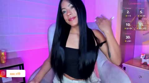 Snapshot of amber_villalobos chatting on 10-12-25, 04:44 Tell me Amber online show from 10-12-25, 04:44