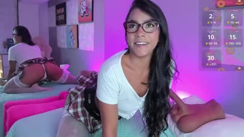 Tell me Amber online show from 04-25-26, 03:53