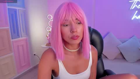 Snapshot of ambercolors_ chatting on 11-26-25, 07:48 Amber online show from 11-26-25, 07:48