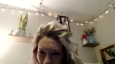 Kaligirll online show from 02-01-26, 11:09