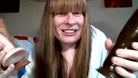 Snapshot of amberglo chatting on 05-03-26, 03:29 Amberglo Anderson online show from 05-03-26, 03:29