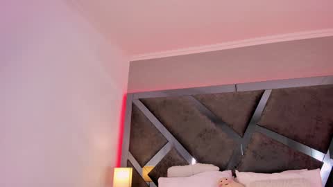 Snapshot of amberinihoffman chatting on 02-04-25, 02:43 Amber online show from 02-04-25, 02:43