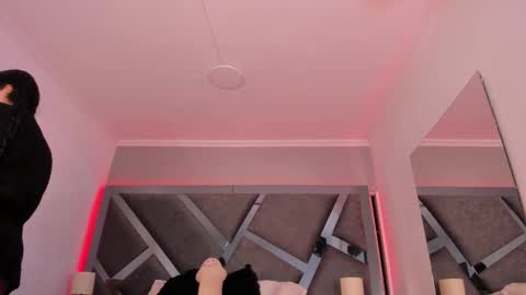 Snapshot of amberinihoffman chatting on 02-12-25, 11:40 Amber online show from 02-12-25, 11:40