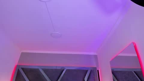 Snapshot of amberinihoffman chatting on 02-20-25, 06:13 Amber online show from 02-20-25, 06:13