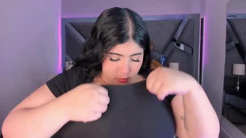 Snapshot of amberinihoffman chatting on 09-22-25, 12:07 Amber online show from 09-22-25, 12:07