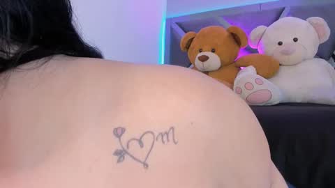 Snapshot of amberinihoffman chatting on 11-10-25, 11:42 Amber online show from 11-10-25, 11:42