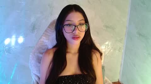 Amber Jeong online show from 09-11-25, 01:17