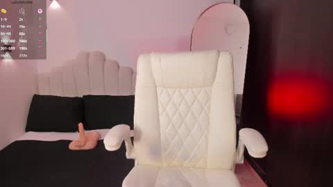 Amber  online show from 06-30-26, 10:55