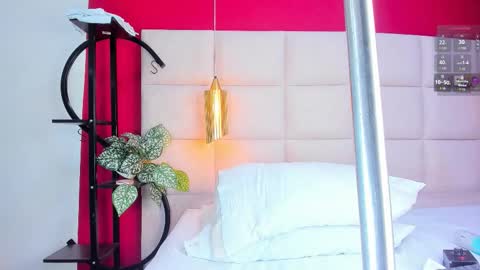 Amber .. online show from 02-09-26, 07:07