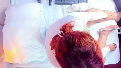 Amber .. online show from 04-22-26, 08:10