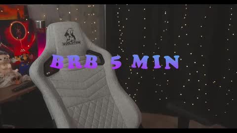 Snapshot of amberlyyy chatting on 03-07-25, 09:29 my name is Sonya but you can call me your favorite girl 3 online show from 03-07-25, 09:29