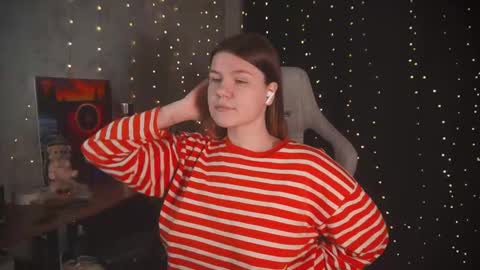 Snapshot of amberlyyy chatting on 11-16-25, 05:13 my name is Sonya but you can call me your favorite girl 3 online show from 11-16-25, 05:13