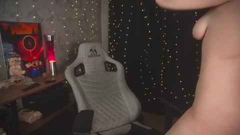 Snapshot of amberlyyy chatting on 12-03-25, 04:09 my name is Sonya but you can call me your favorite girl 3 online show from 12-03-25, 04:09