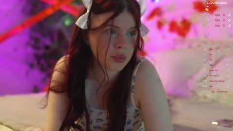 Snapshot of ambershoney chatting on 10-24-25, 07:32 Amber online show from 10-24-25, 07:32