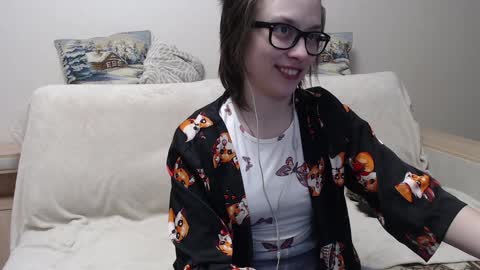 Snapshot of ambersimard chatting on 12-15-24, 11:31 Amber online show from 12-15-24, 11:31