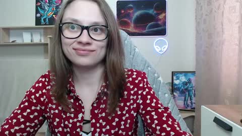 Snapshot of ambersimard chatting on 04-11-26, 07:45 Amber online show from 04-11-26, 07:45