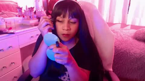 Snapshot of ambersmith98_ chatting on 03-07-25, 11:07 Amber online show from 03-07-25, 11:07