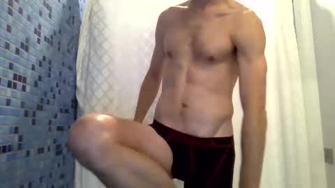 Snapshot of amcam90 chatting on 11-02-25, 02:03 Flimsy Barracuda online show from 11-02-25, 02:03